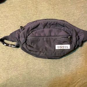 Adidas crossbody bag black and white used 9/10